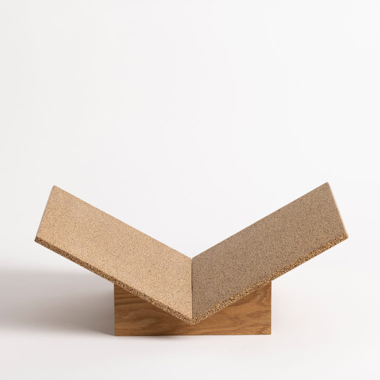 Bookstand natural oak
