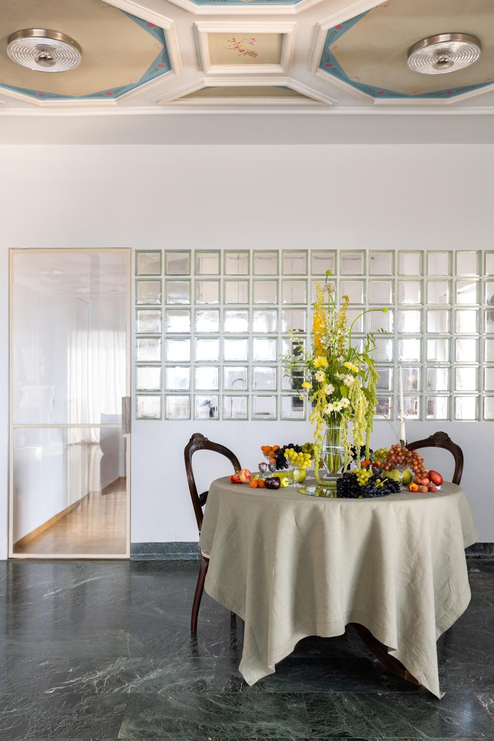 1960s penthouse living room design