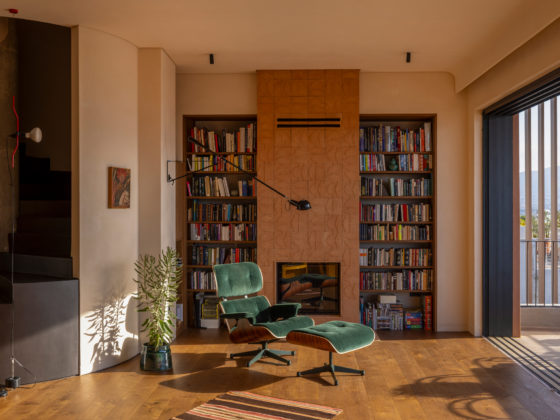 Bobotis+Bobotis Architects tops hillside home in Athens with garden and pool