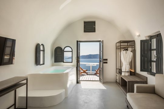 Sun Rocks Luxury suites by Achilleas Kritikos - The Interesting Design